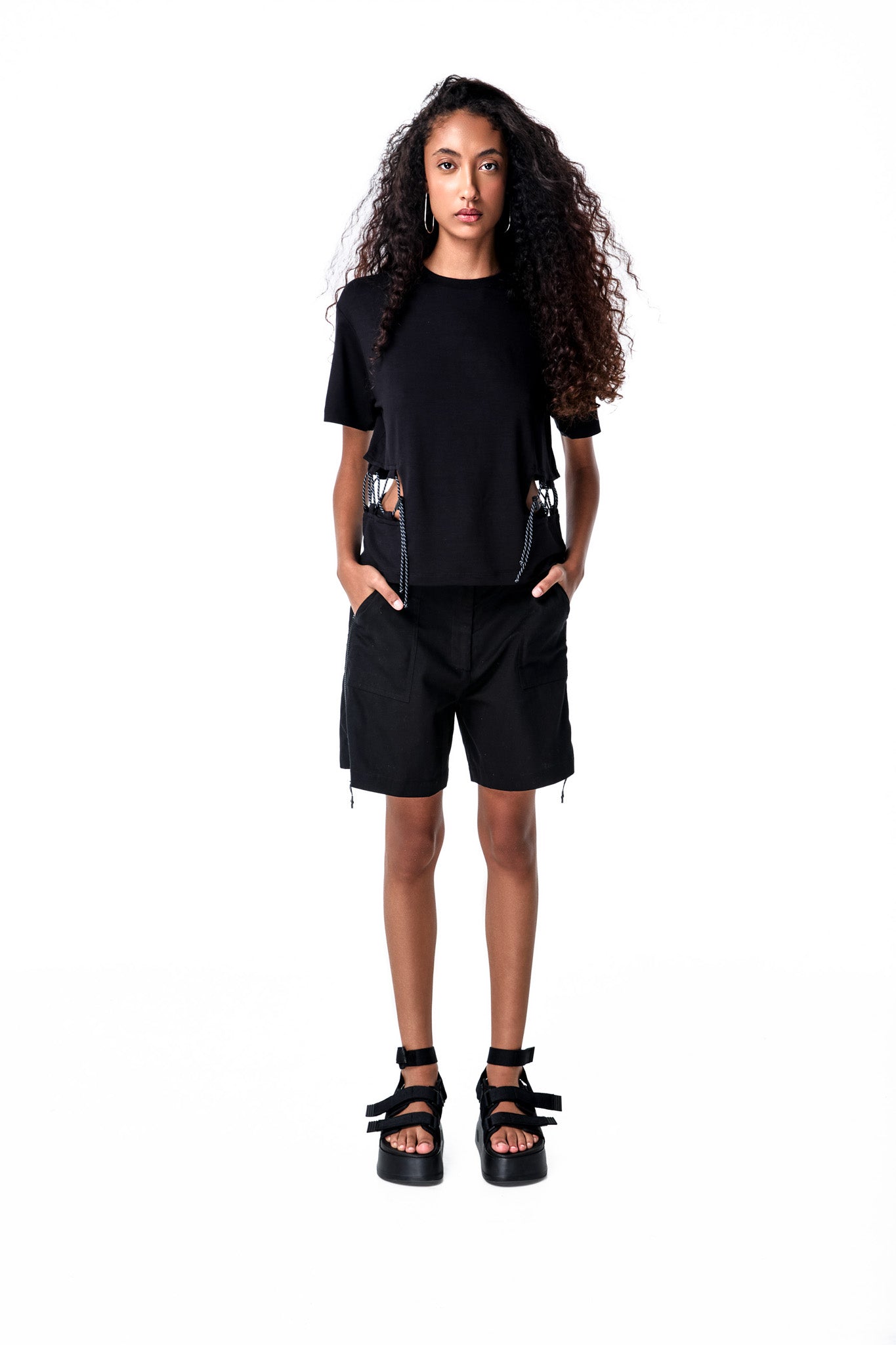 CAMISETA STRING BLACK